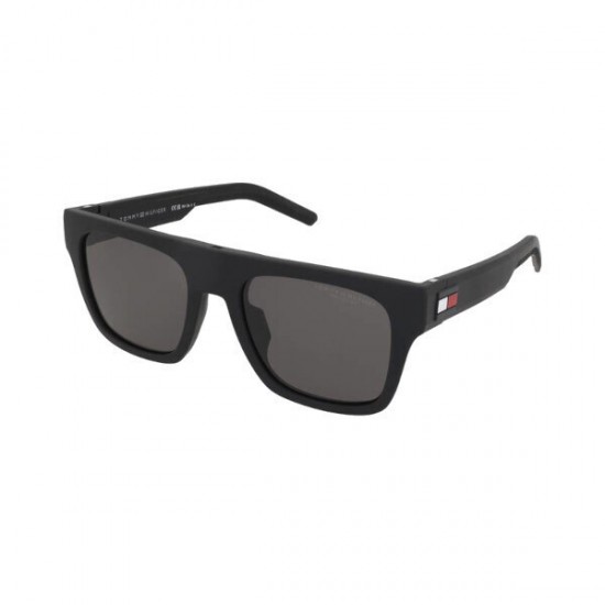Tommy Hilfiger ochelari de soare unisex cu rama neagra din plastic si lentile negre polarizate TH1976/S 003/M9 Tommy Hilfiger ochelari de soare unisex cu rama neagra din plastic si lentile negre polarizate TH1976/S 003/M9