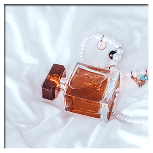 Parfumuri pentru femei